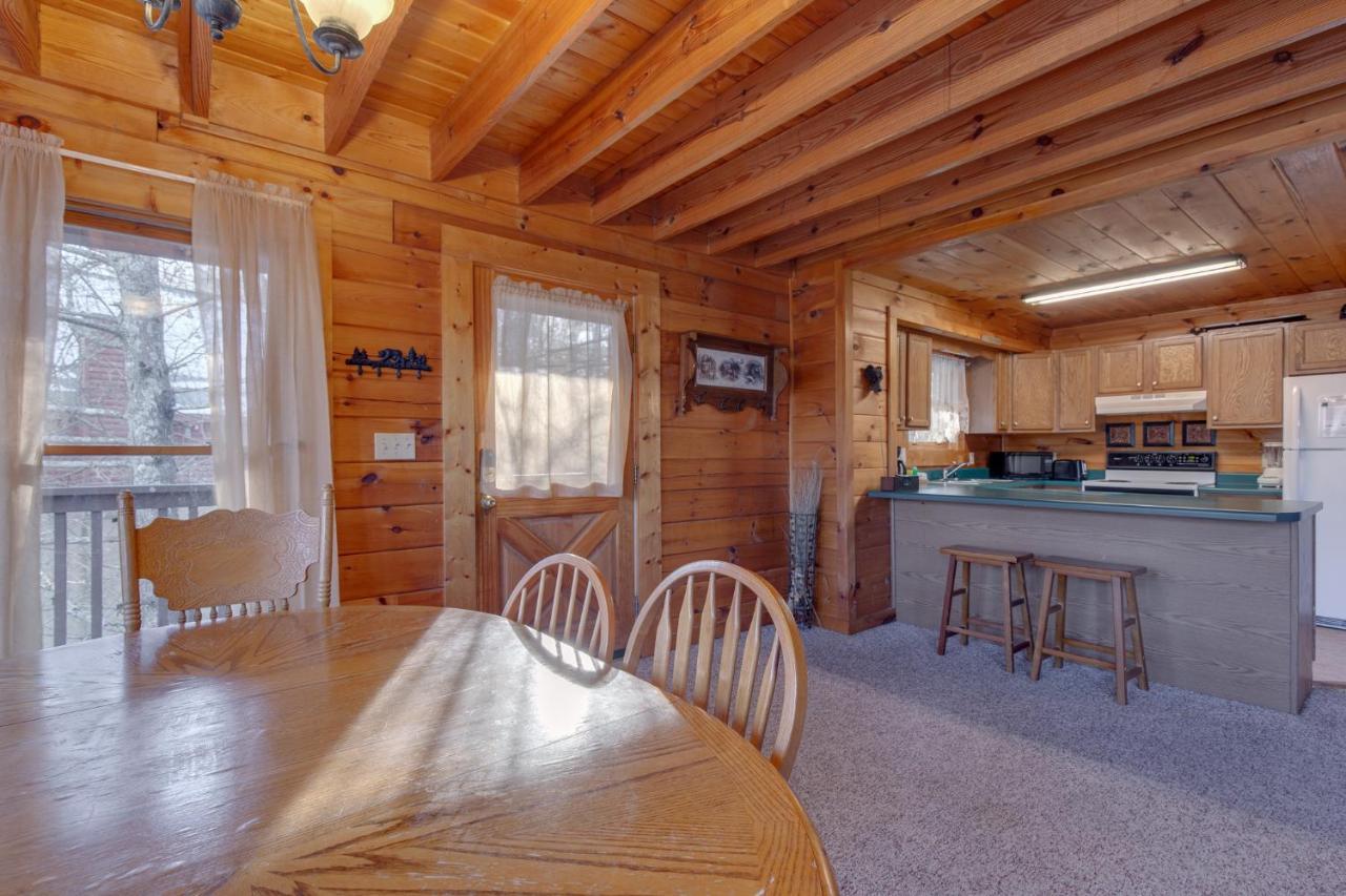 Wildwood Cove, 2 Bedrooms, Fireplace, Wifi, Jetted Tub, Hot Tub, Sleeps 6 세비어빌 외부 사진