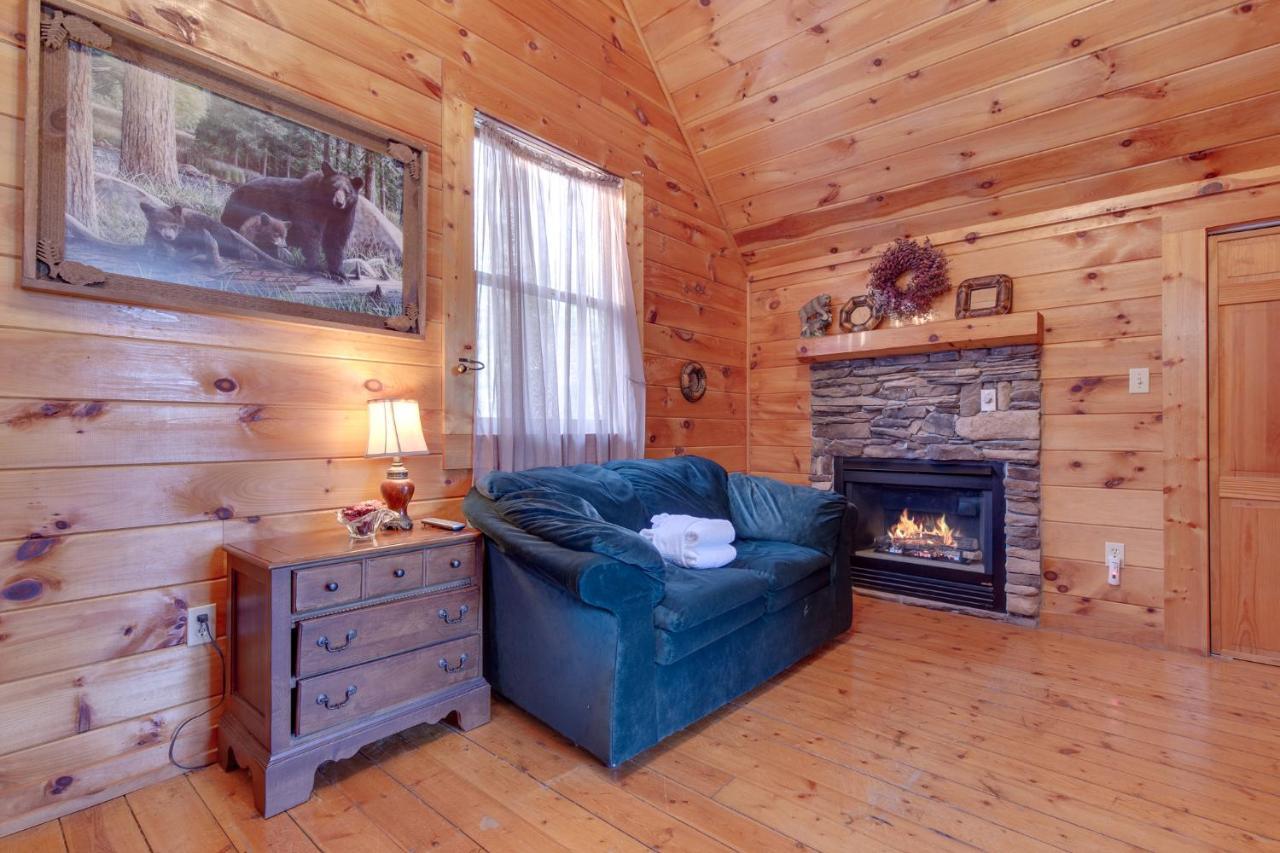 Wildwood Cove, 2 Bedrooms, Fireplace, Wifi, Jetted Tub, Hot Tub, Sleeps 6 세비어빌 외부 사진