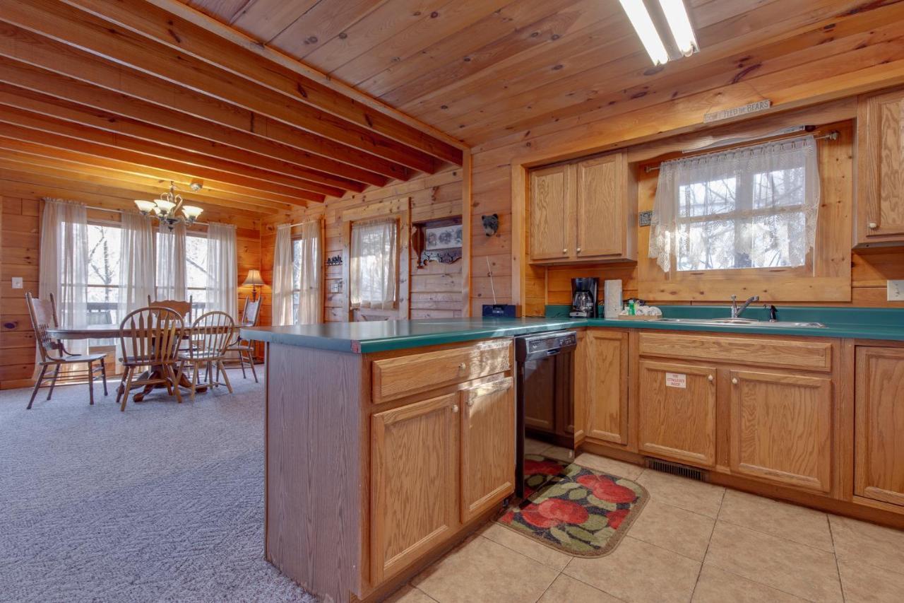 Wildwood Cove, 2 Bedrooms, Fireplace, Wifi, Jetted Tub, Hot Tub, Sleeps 6 세비어빌 외부 사진